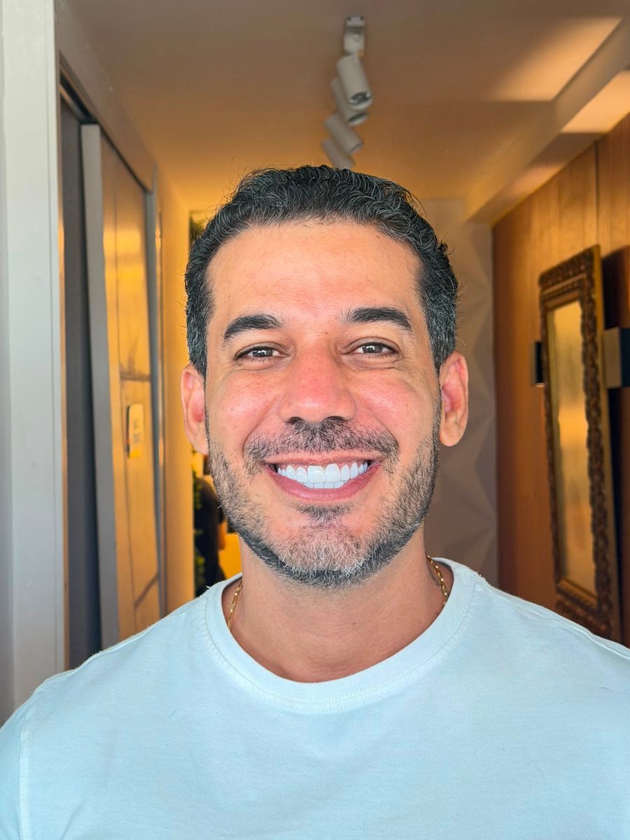 Max, fundador da Max Lanchas